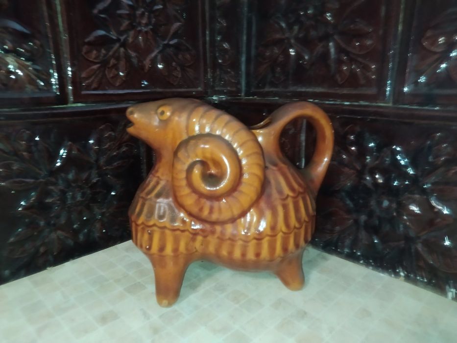 Штоф. Баран Васильківська майоліка. Цілий без сколів та нюансів,,, єди