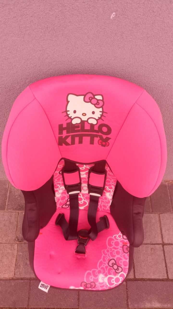 Автокресло детское Hello Kitty