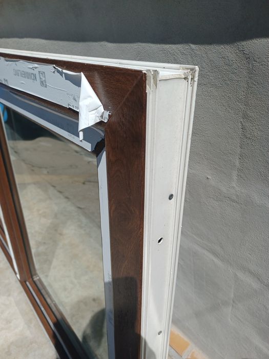 Janela em pvc vidro duplo basculante