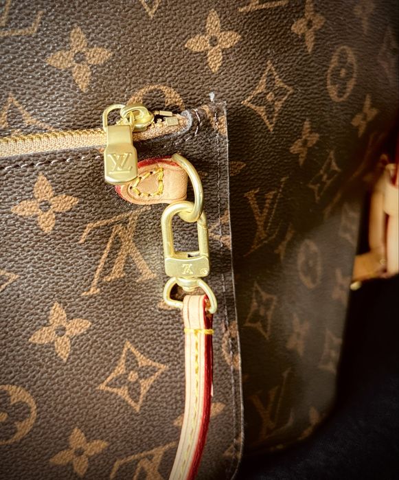 Louis Vuitton Neverfull MM Monogram