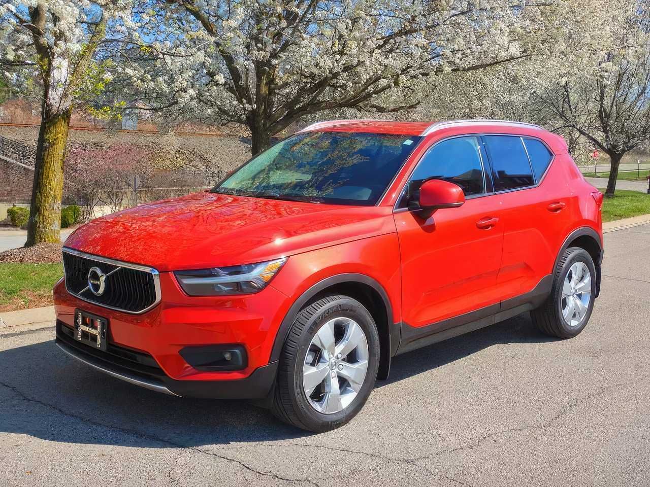 2021 Volvo XC40 T5 Momentum