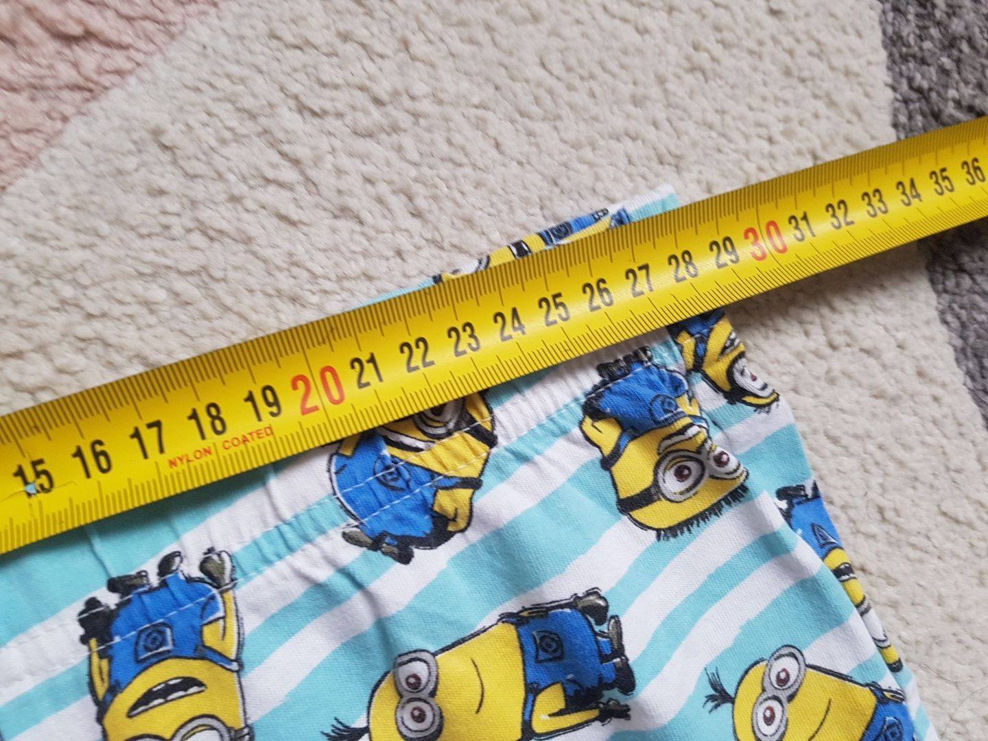 Fajny komplet chlopiecy piżama Minionki 122-128