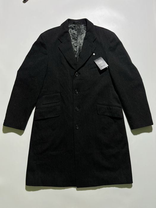 Hugo Boss Нове шерстяне пальто размер 50 (Л)