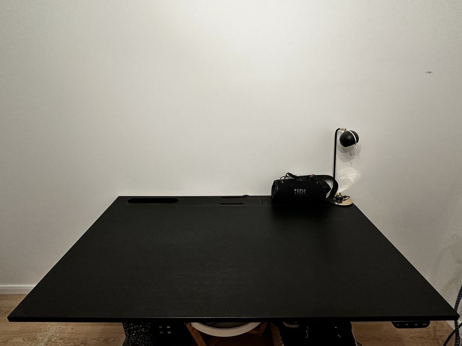 Biurko regulowane Mittzon