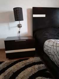 Vendo mesa cabeceira