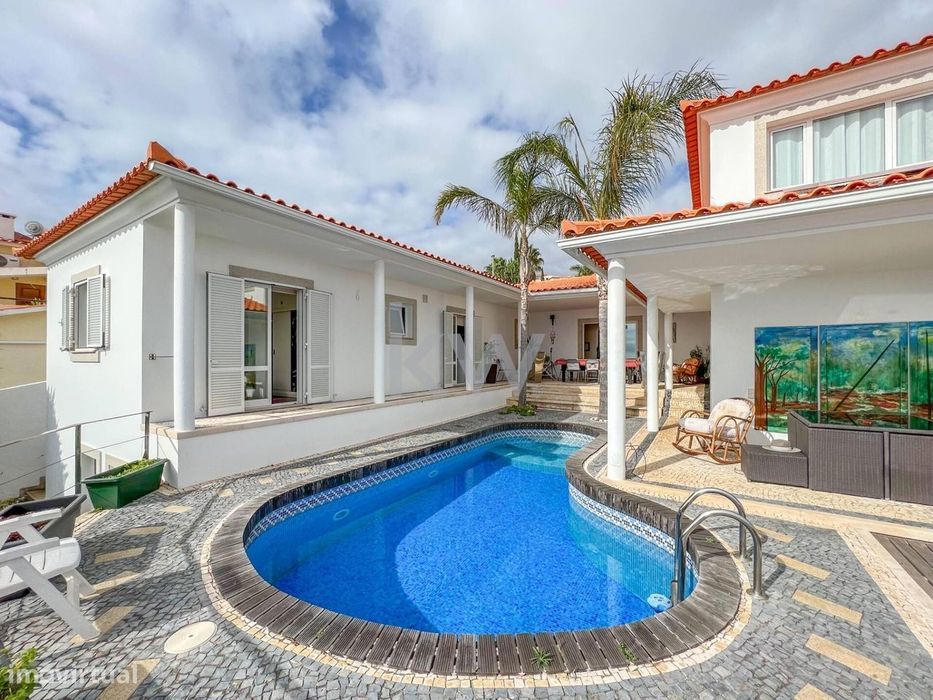 Moradia T3 com piscina no Garajau