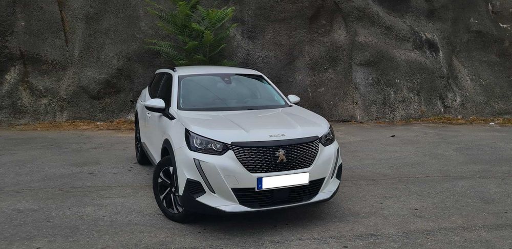 PEUGEOT 2008 1.2 PURETECH ALLURE