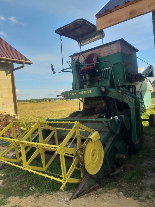 Продам комбайн Джон 330