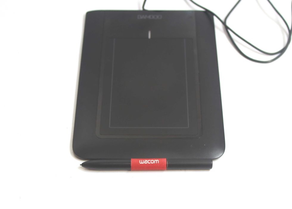 Mesa digitalizadora Wacom Bamboo CTL-460 com caixa