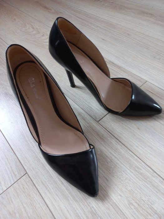 Czarne szpilki r. 38