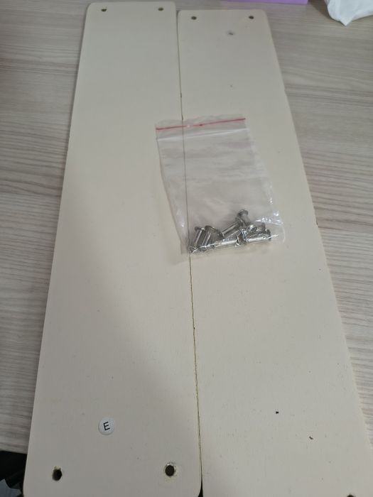 Drewniany sklepik Carrefour - odbiór osobisty Turza Śląska