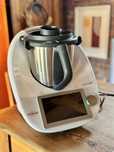 Thermomix TM6 – stan idealny + pełny zestaw akcesoriów