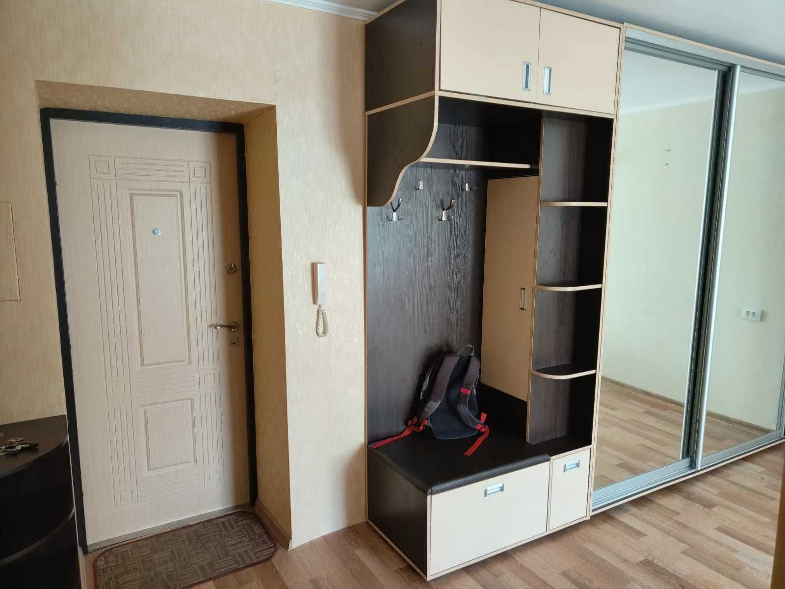 Продам 1 комнатную квартиру в центре по улице Космической DA