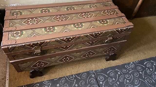 Arca Muito Antiga Lindissima