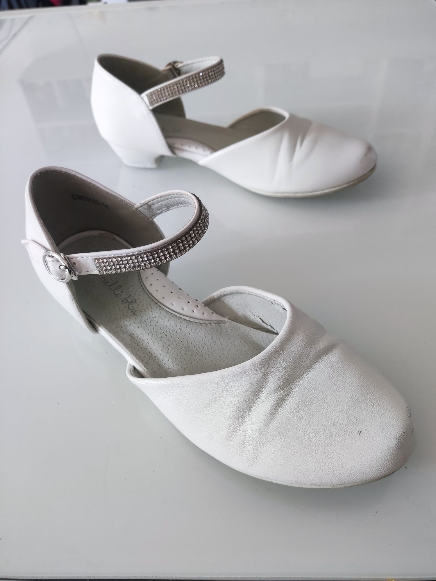 35 Nelli Blu Pantofelki białe cyrkonie Baleriny eleganckie obcas Wygod
