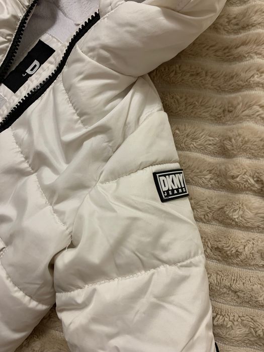 Демисезонный комбинезон DKNY для новорожденных