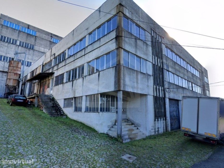 Armazém em Macieira de Cambra, Aveiro