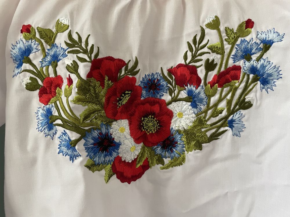 Haftowana koszula, bluzka haftowana, folk, strój krakowski, maki, cha