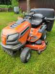 Traktorek husqvarna YTA24V48