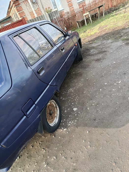 Продам славуту 2010 года выпуска инжектор на полном исправном ходу