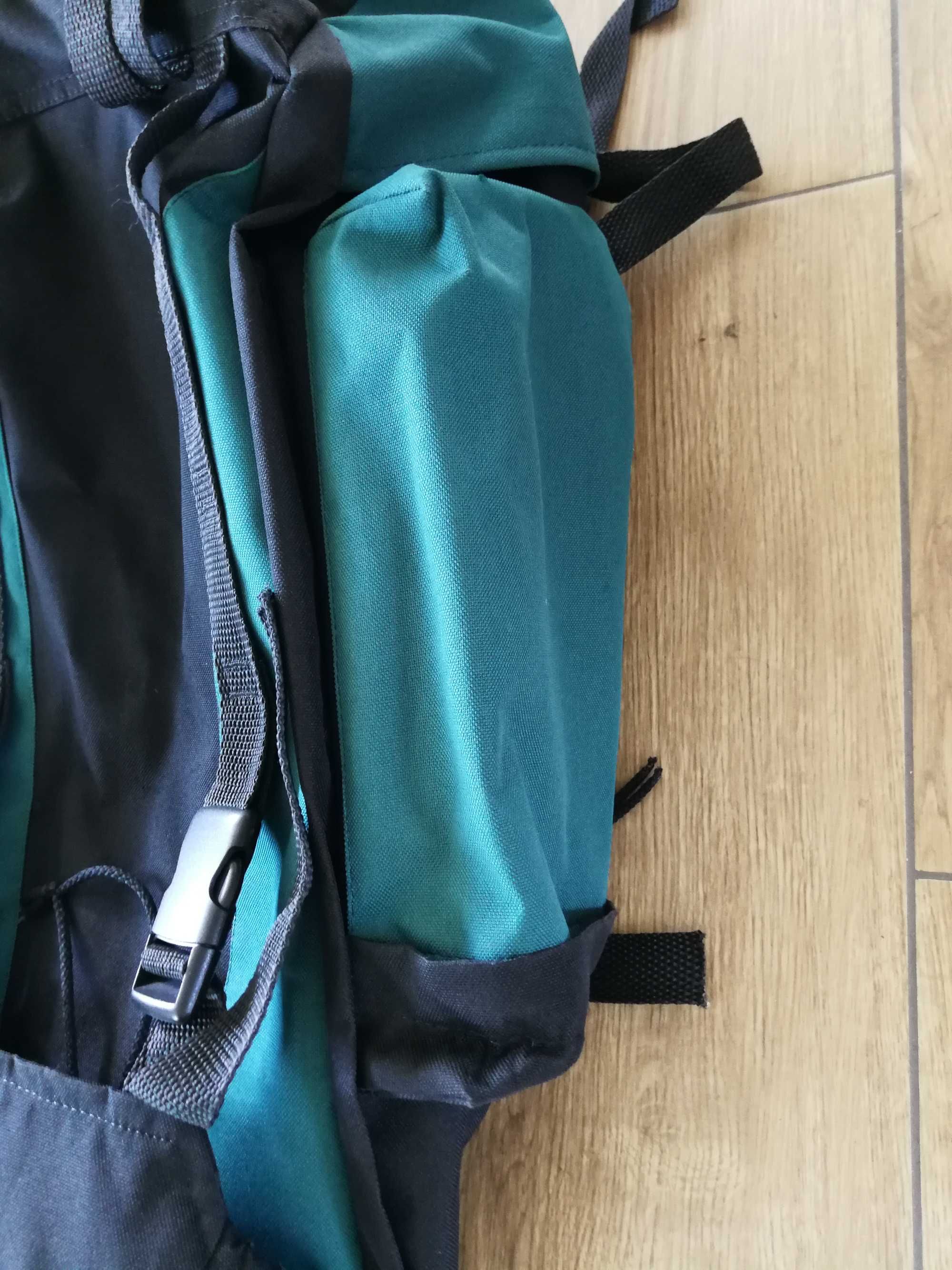 Plecak turystyczny 60L