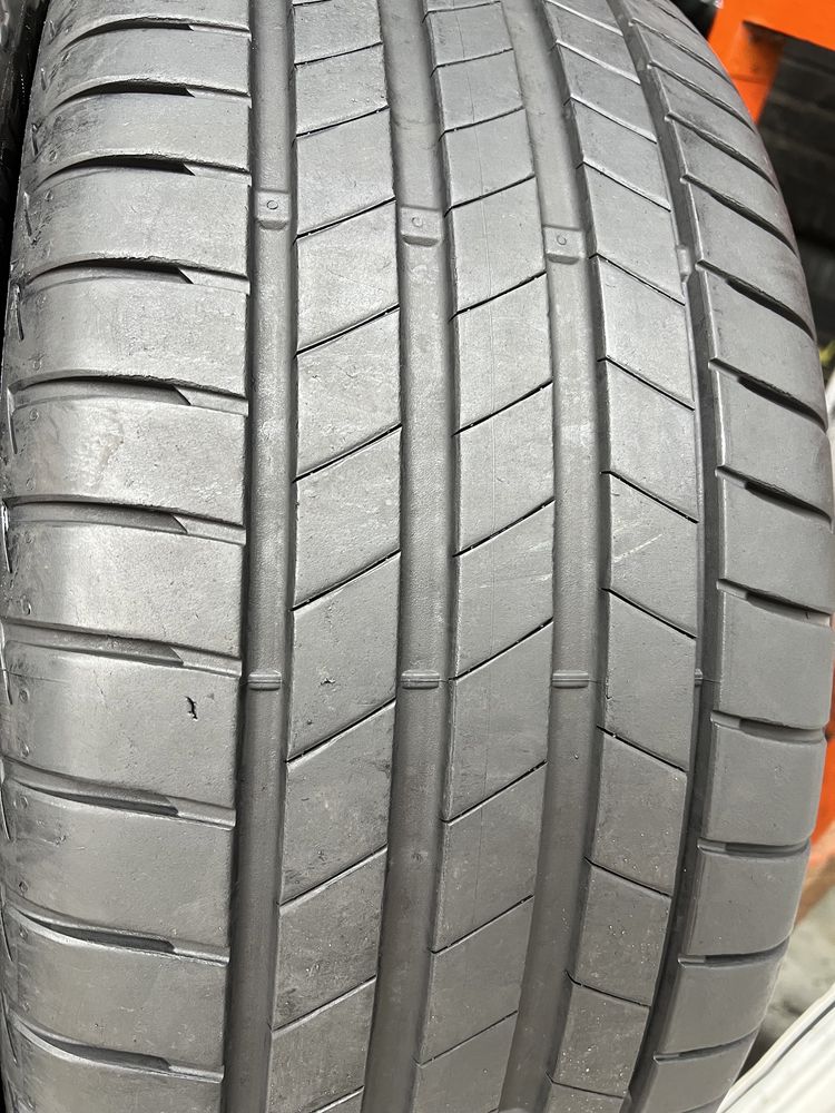 Шины летние 245/45/R19 Bridgestone Turanza T001