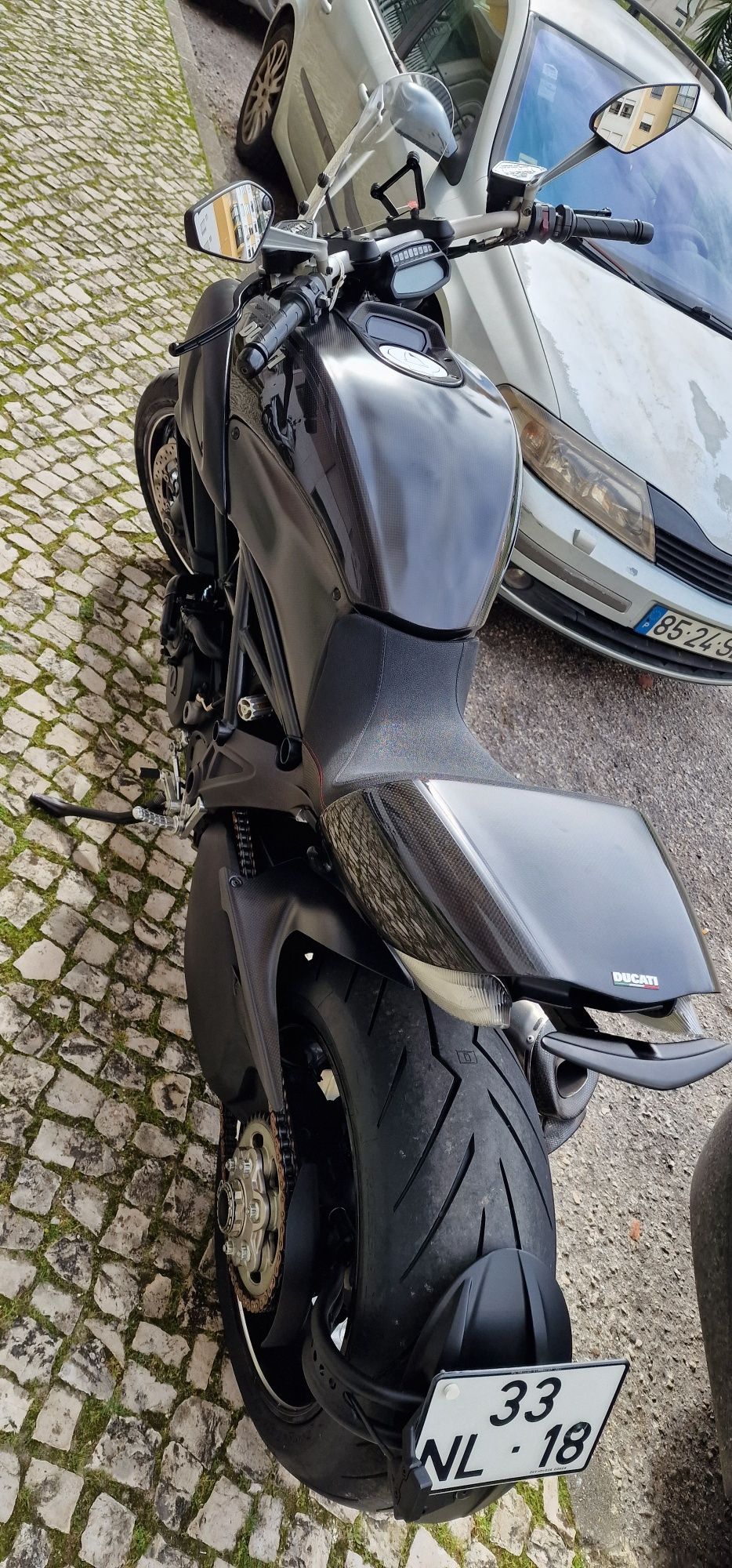 Ducati Diavel carbon