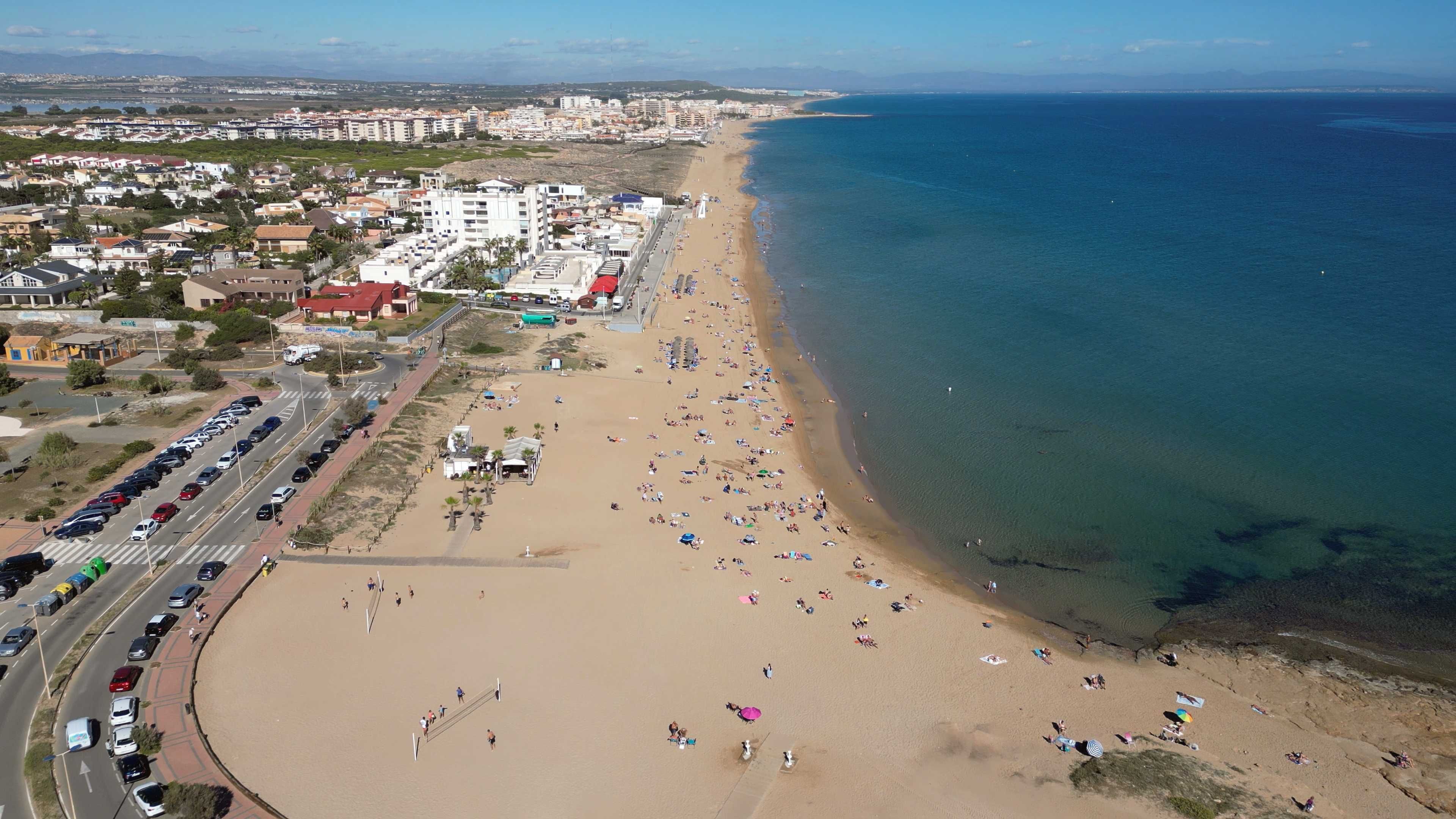 Apartament w Hiszpanii z widokiem na morze 250m. od plaży
