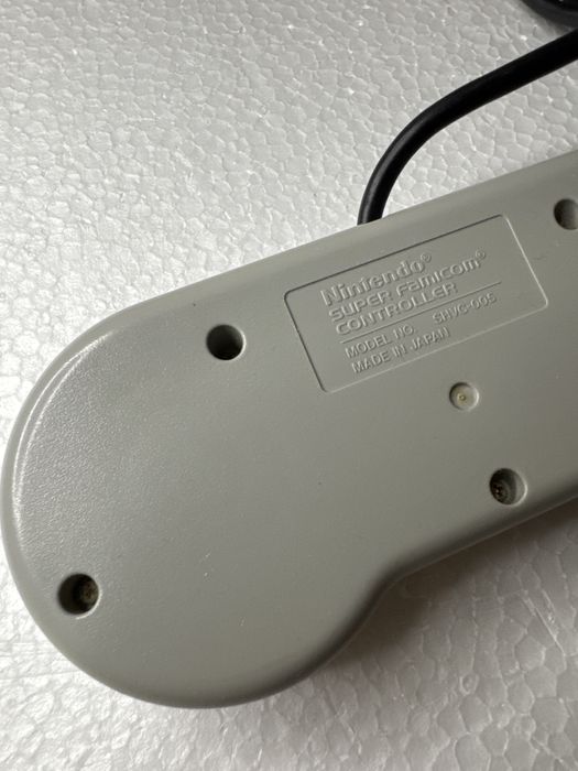 Kontroler pad do Nintendo Super Famicom / Super Nintendo SNES