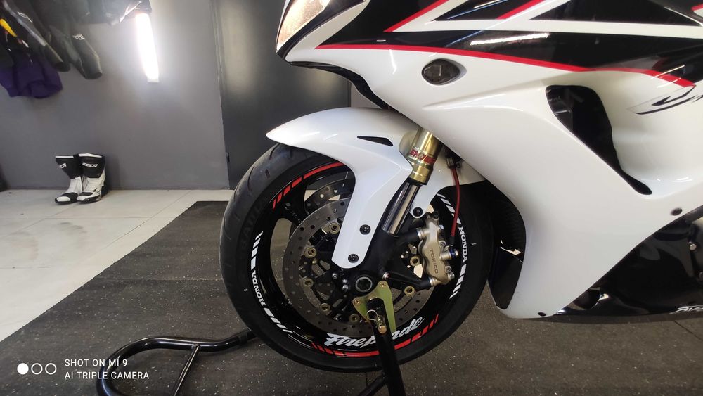 Honda CBR 1000 RR 2007r SC57B