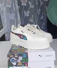 Дуже стильні кросівки PUMA x LIBERTY Mayze