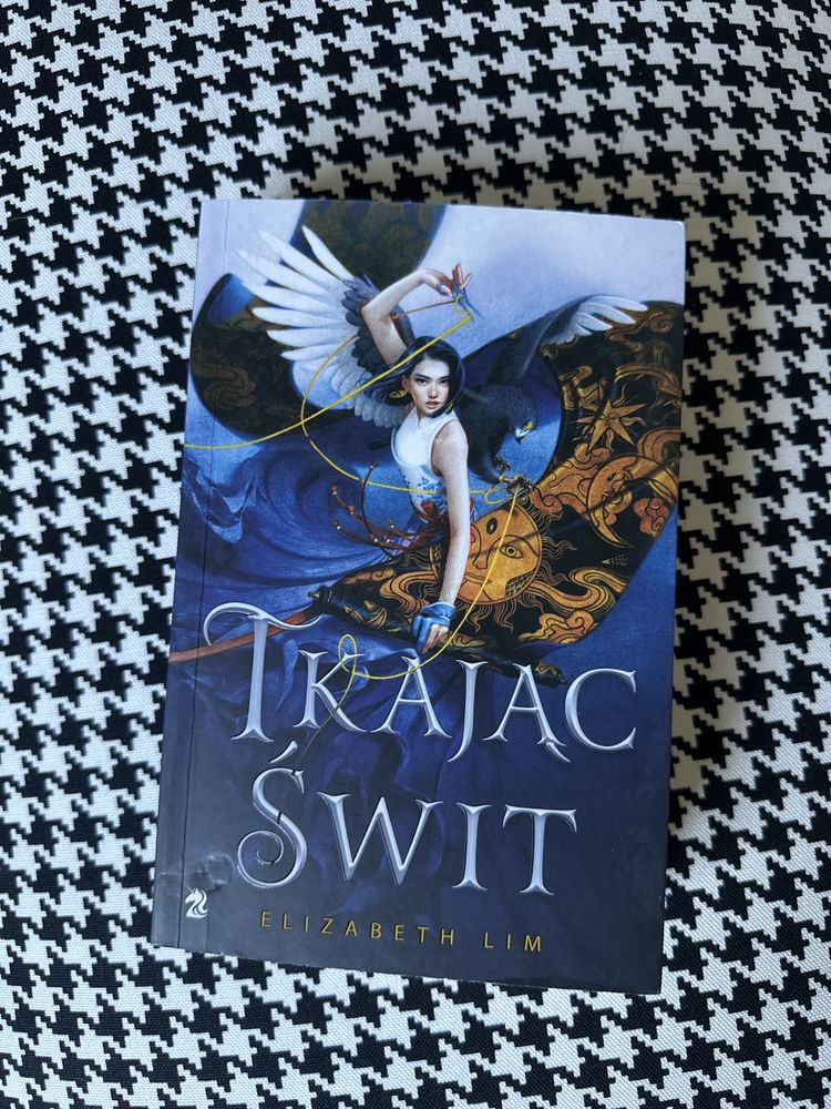 Tkając swit Elizabeth Lim