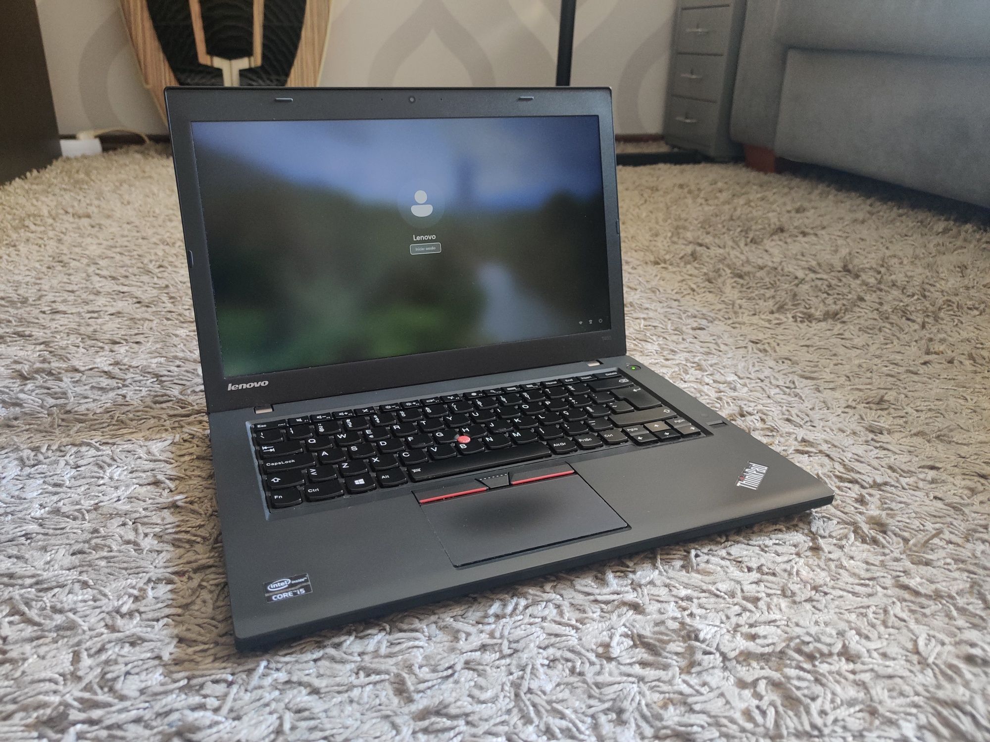 Lenovo ThinkPad i5 8Gb RAM SSD 256Gb NVMe