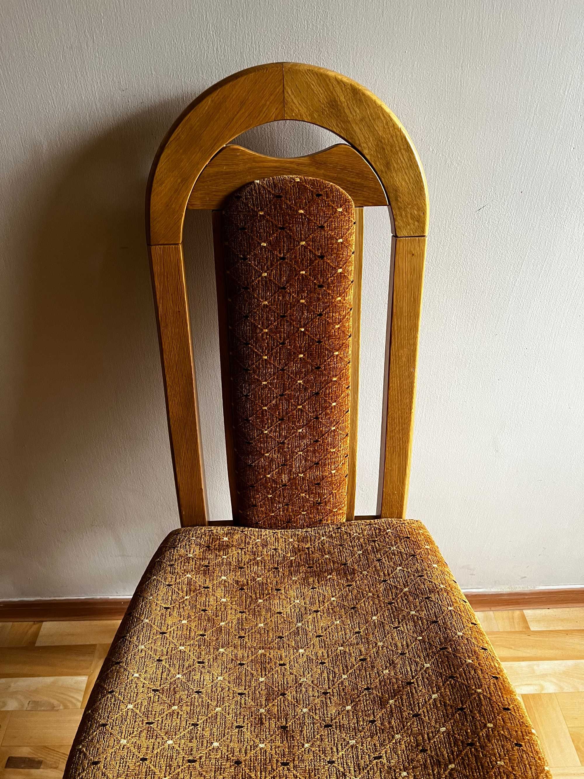 Stół dębowy + zestaw krzeseł tapicerowanych