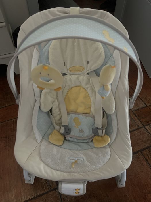 Leżaczek bujaczek Bright Starts