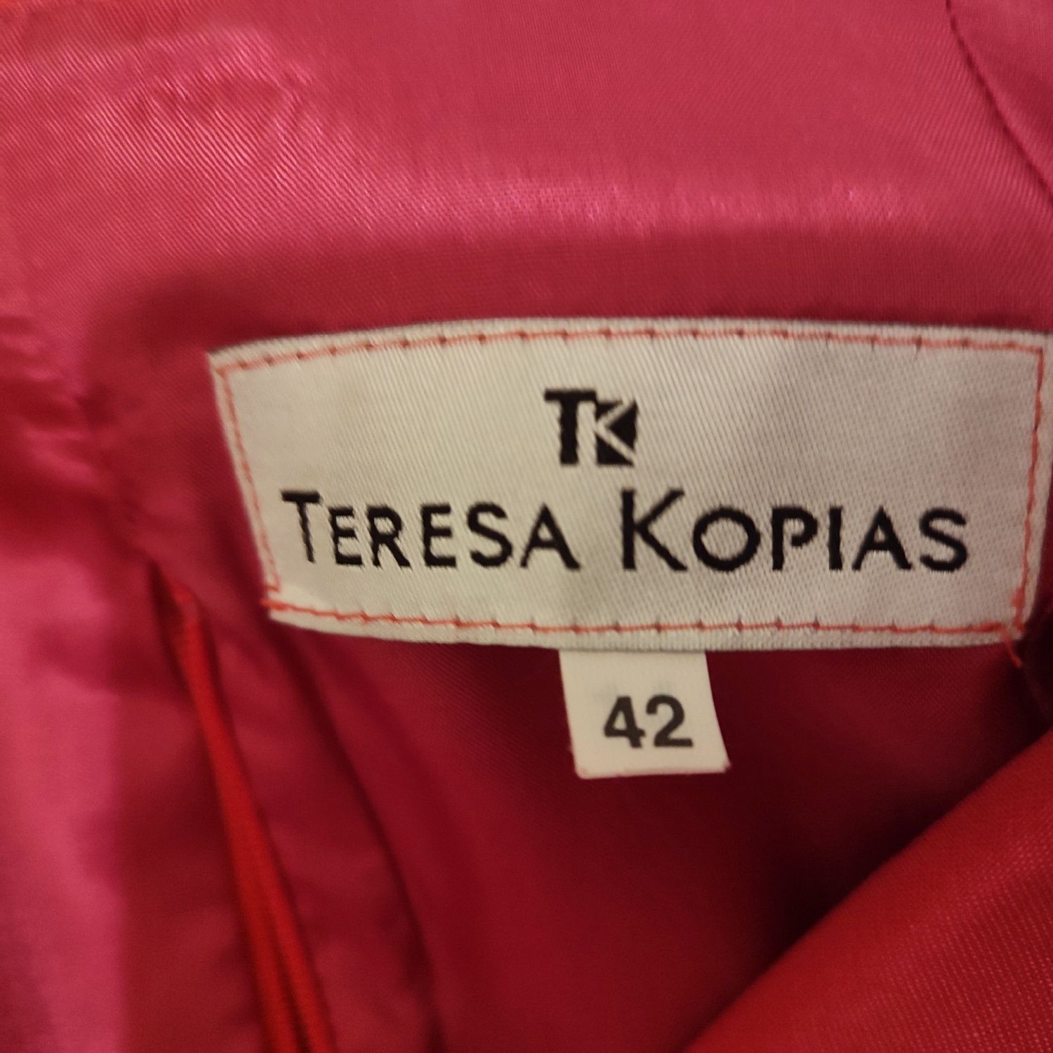 Sukienka elegancka T. Kopias