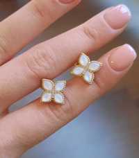 Сережки золоті з діамантами Roberto Coin Princess Flower