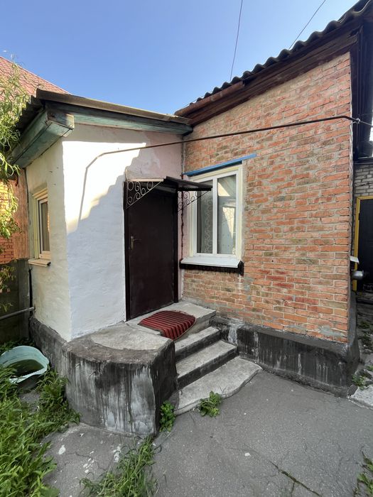 Продам дві частини будинку з окремим двором в центрі м. Біла Церква