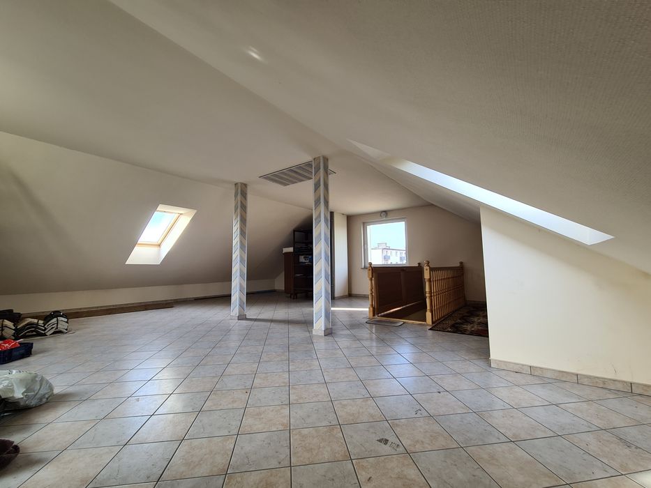 Sprzedam dom w centrum Olesna