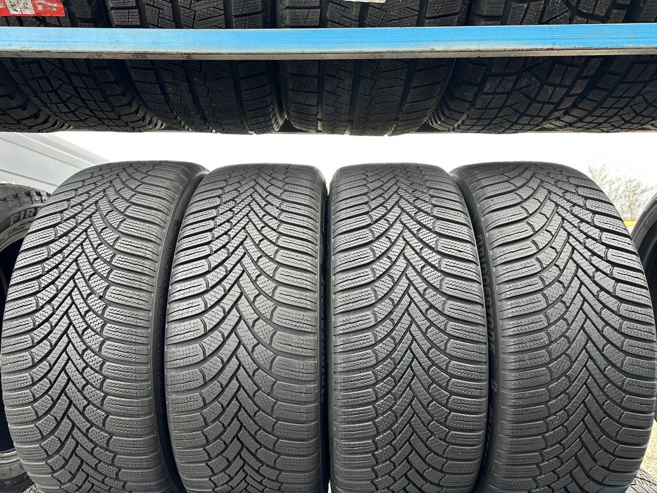 Шини б/у 225/45 R19 Bridgestone 4шт