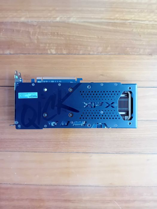 Placa Gráfica AMD Radeon RX 6600 XT Black 8GB GDDR6