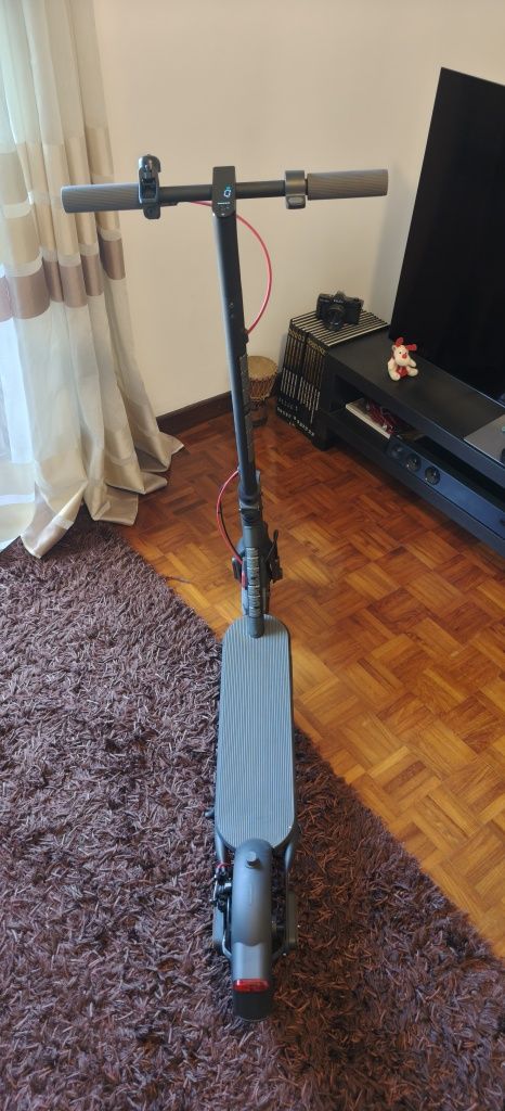 Trotinete Elétrica Xiaomi Scooter 4