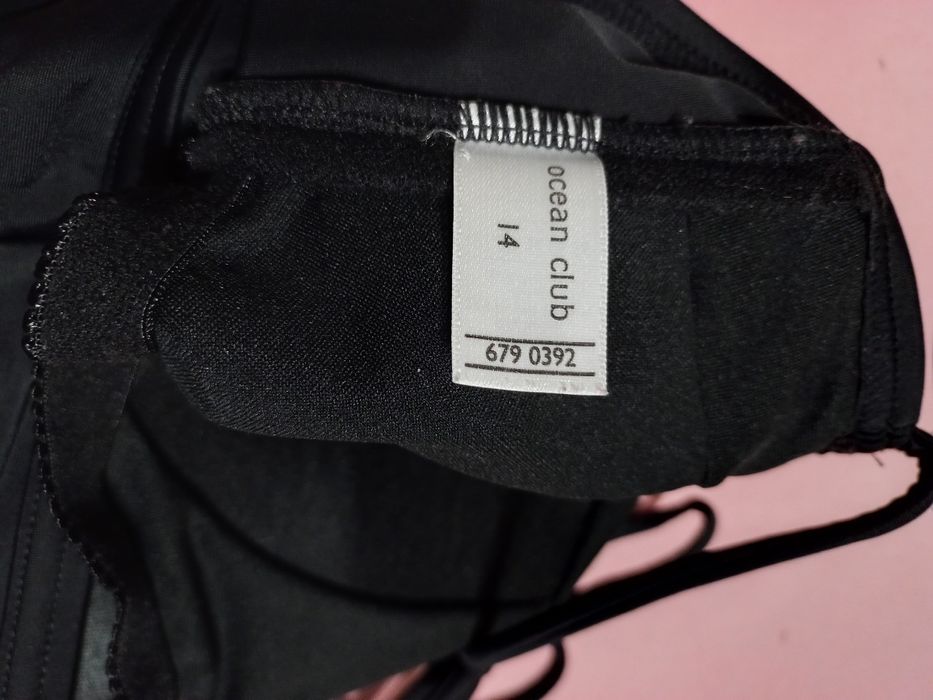 Купальники на обхват грудей 120 , 100