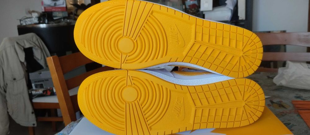 Nike air Ship Jordan 1