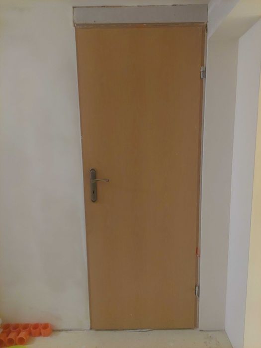 Drzwi wewnętrzne z ościeżnicą 70cm