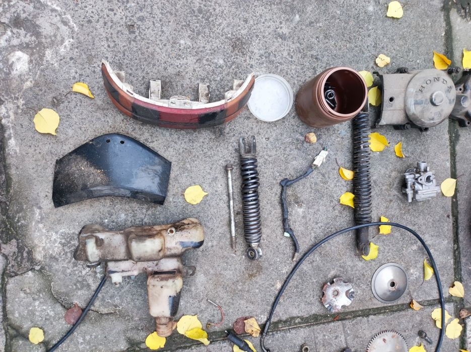 Honda tact af24 двигун картер бензобак фільтр