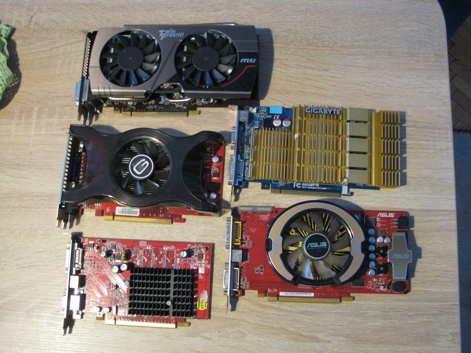 Retro karty graficzne PCI-E 5 sztuk