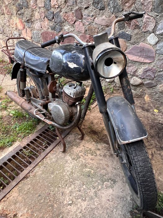Motocykl Wsk 125 Garbata