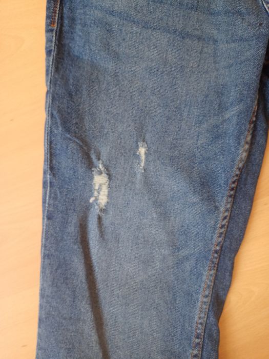 Nowe jeansy Cropp
