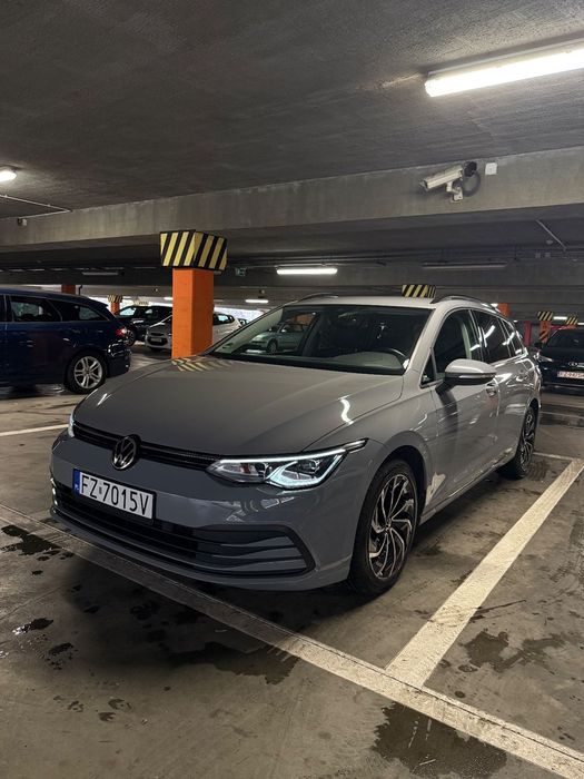 Volkswagen Golf Volkswagen Golf 8 Variant 2.0 TDI 115KM • 2021r • Kolor specjalny